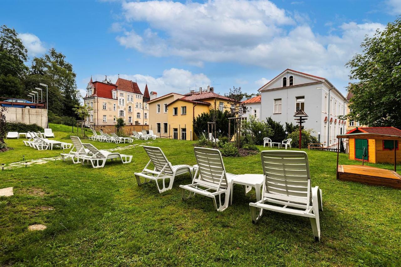 Spa Hotel Devin Mariánské Lázně Dış mekan fotoğraf